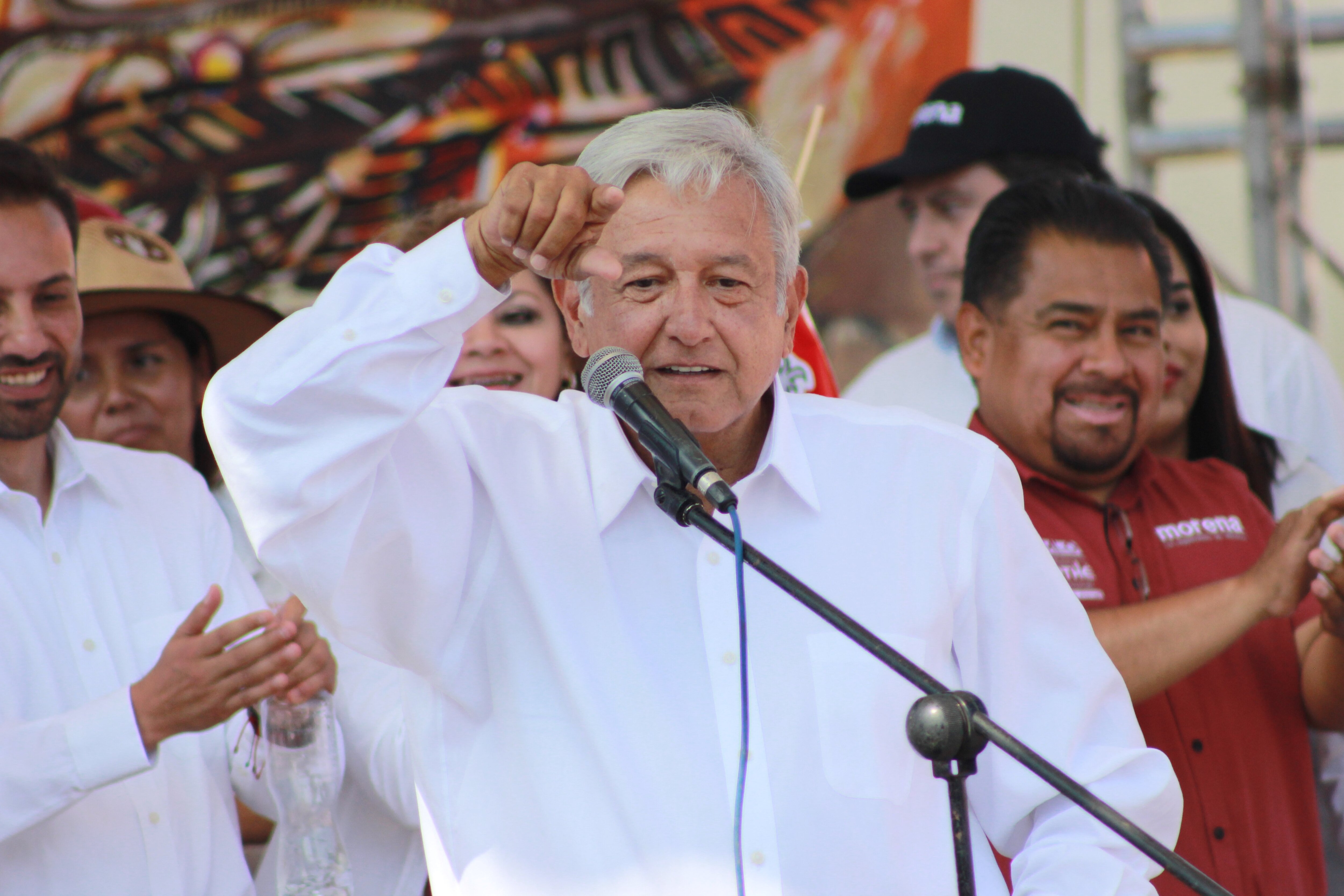López Obrador ejerció su derecho al voto