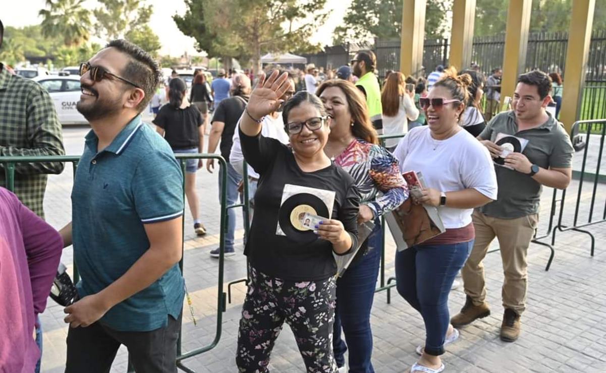 ¡Atención fans de El Sol! Este viernes regalarán boletos de Luis Miguel en Soledad