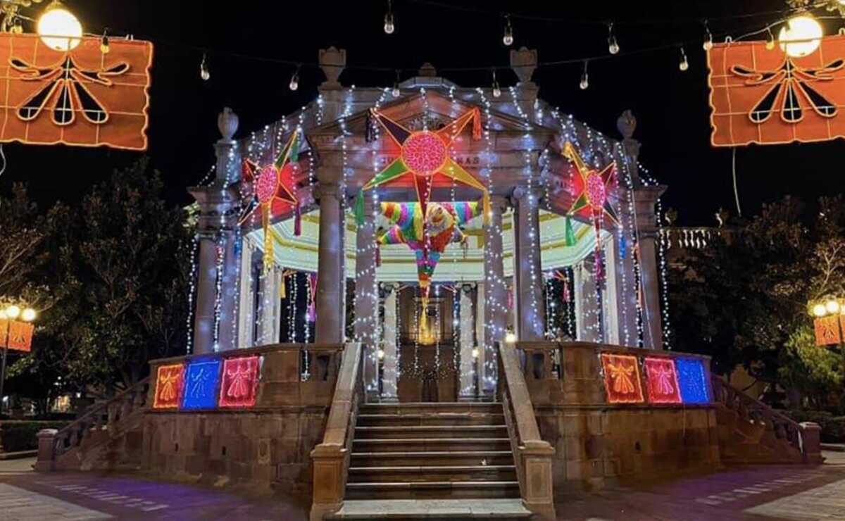 Iluminación navideña en el Centro Histórico de SLP 2023. Foto: Especial