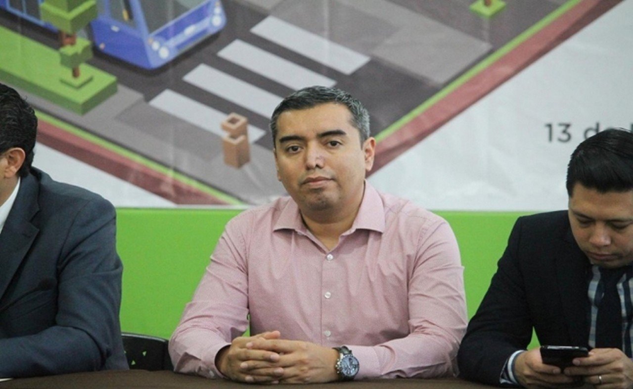 "Me queda claro que las televisoras buscan normalizar la homosexualidad”, dice diputado de Morena