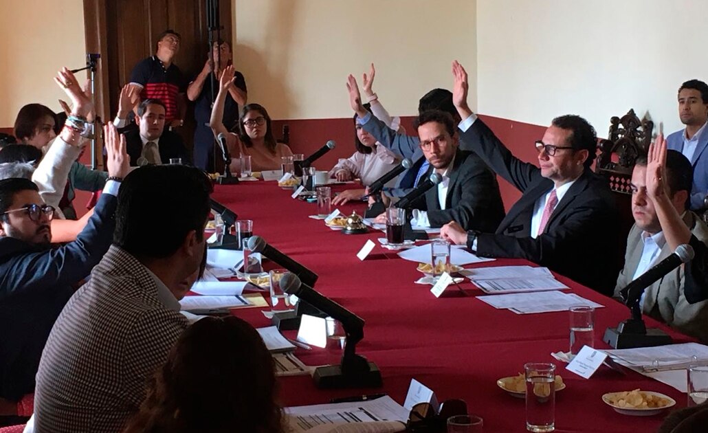 Regidores del PRD intentan echar abajo ajustes para ingresos de la federación