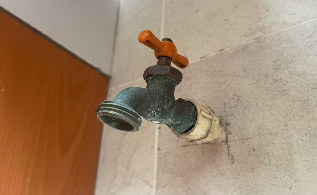 Colonia Hogares Populares sufre desabasto de agua. Foto: EL UNIVERSAL