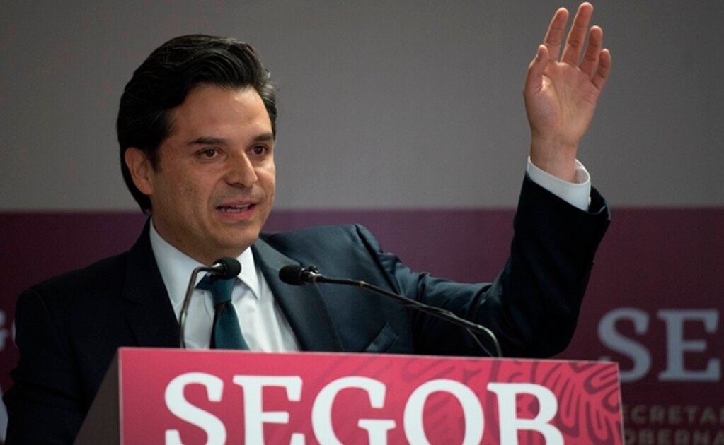 Detectan empresas que inscriben a su personal como becarios para “generar ahorros”