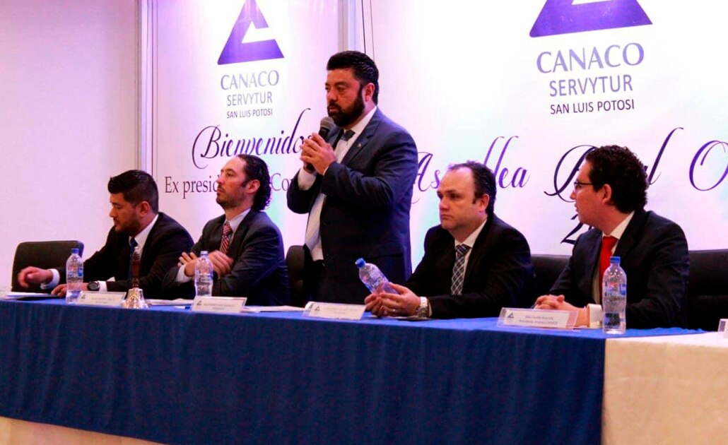 Alejandro Pérez se queda un año más al frente de CANACO