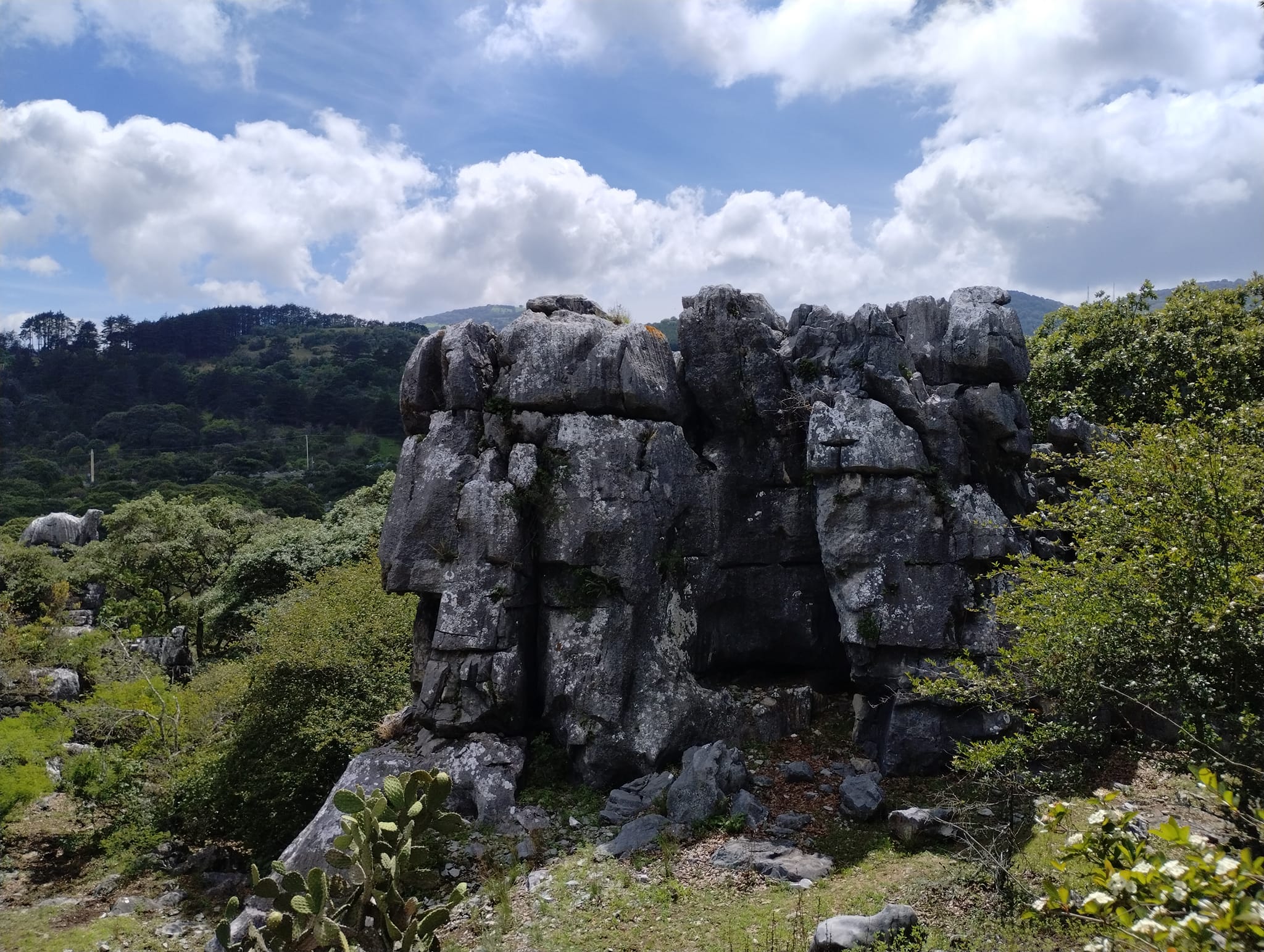 Vive el misterio del Valle de los Fantasmas, un paraje en la Sierra de Álvarez ideal para ecoturismo y turismo sobrenatural. Foto: FB, Juan Cisneros. 