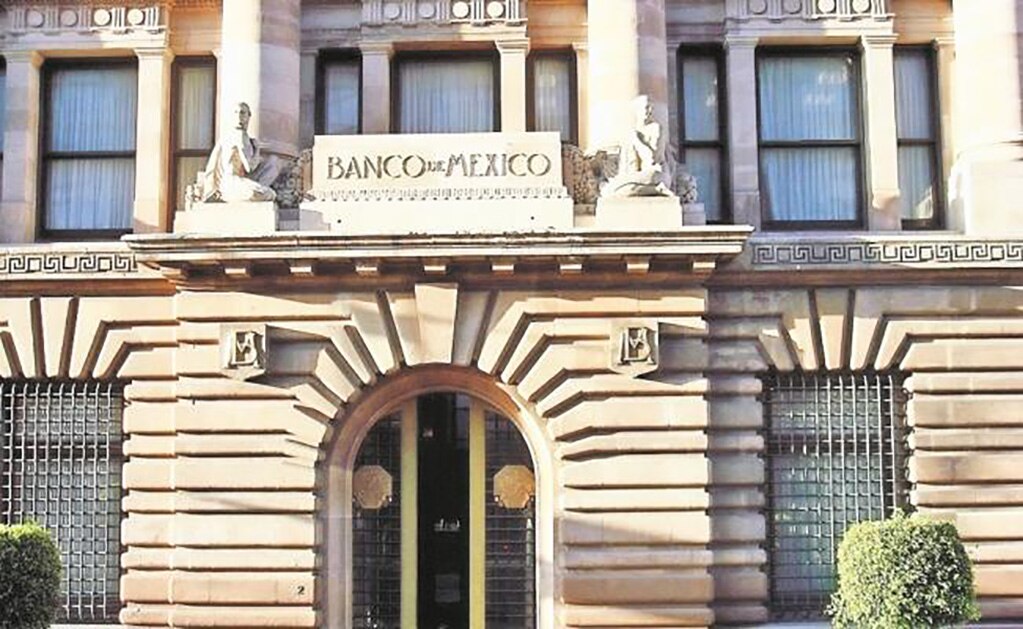 No estamos mejor que hace un año ni lo estaremos, encuesta de Banxico