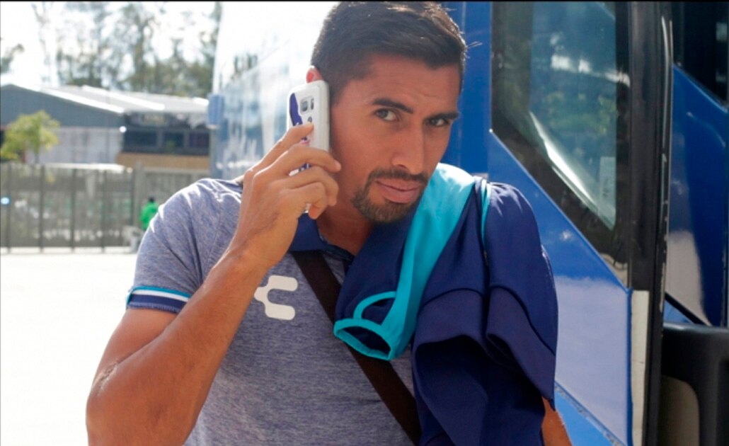 Hackean al 'Pato' Araujo y filtran sus fotos desnudo