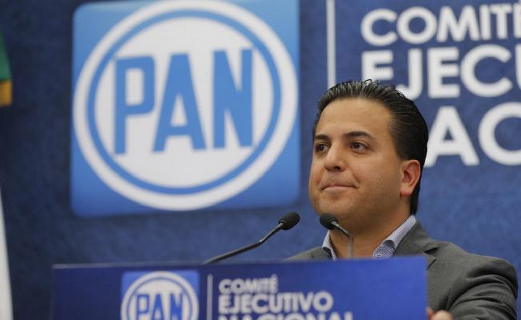  Verificado 2018. Panistas difunden encuesta falsa de EL UNIVERSAL en redes sociales