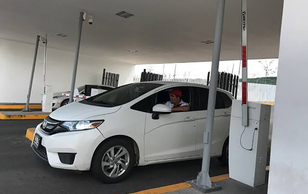 Por seguridad, se eleva costo de estacionamiento en plazas comerciales 