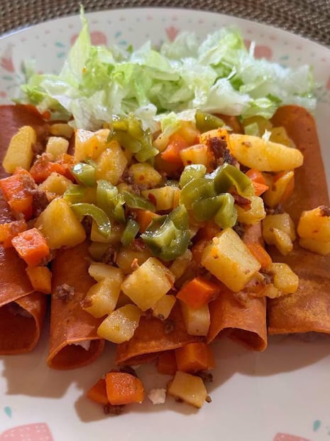 También llamados "tacos Camila", esta receta nació en la capital de SLP.