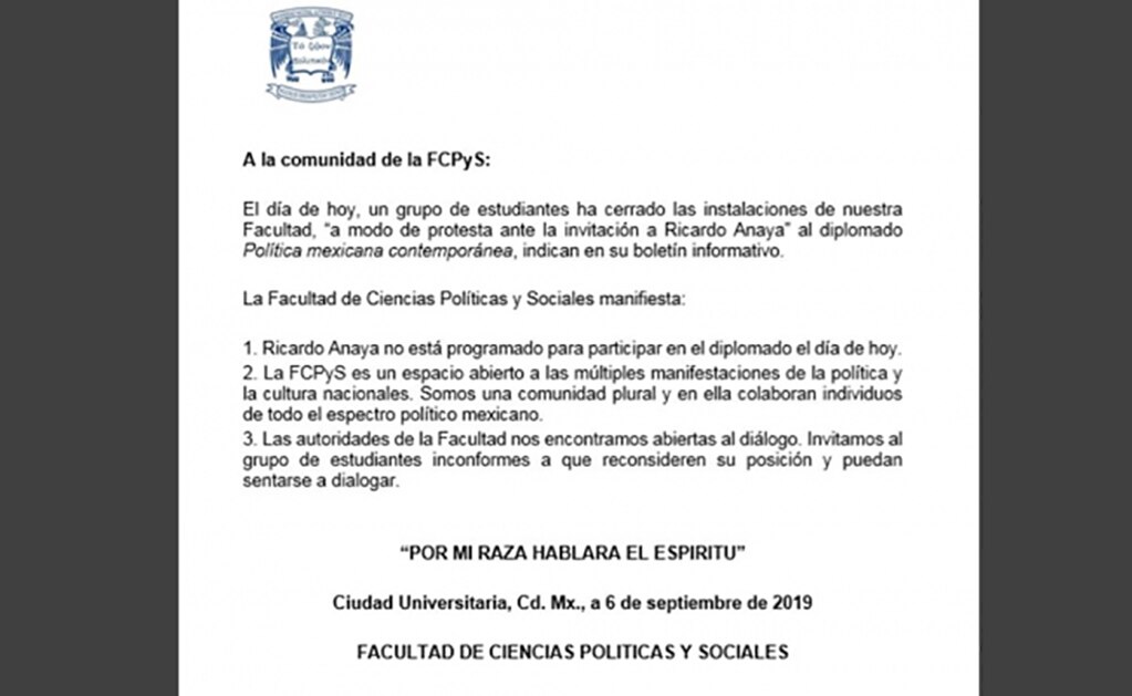 Cierran estudiantes Facultad de Ciencias Políticas en protesta por seminario de Ricardo Anaya