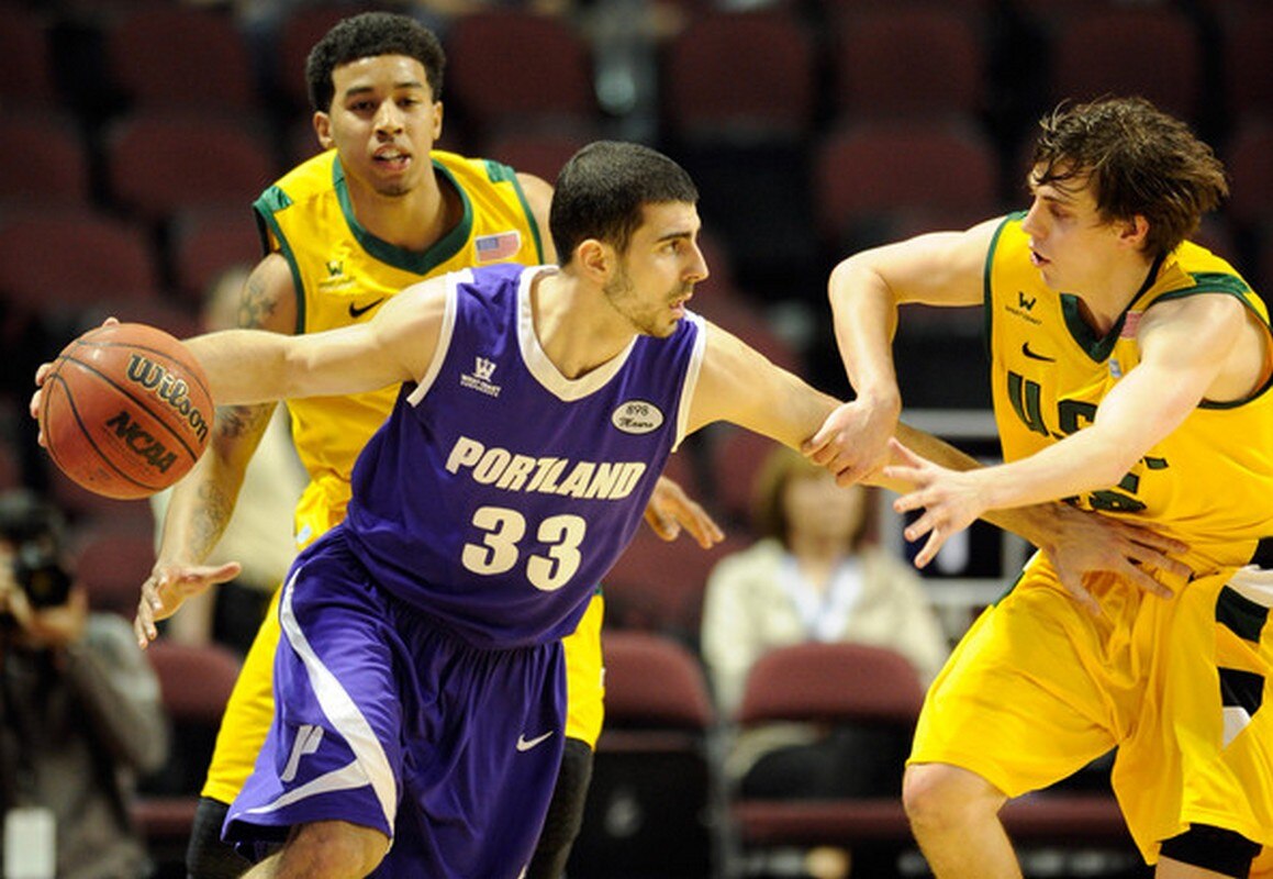 Conoce a Nemanja Mitrovic refuerzo de CB Santos