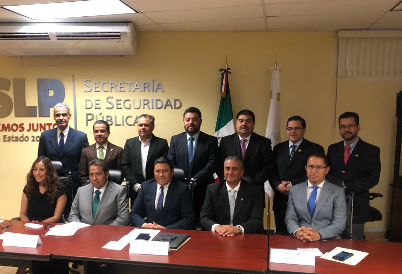 Conforman consejo ciudadano de seguridad pública