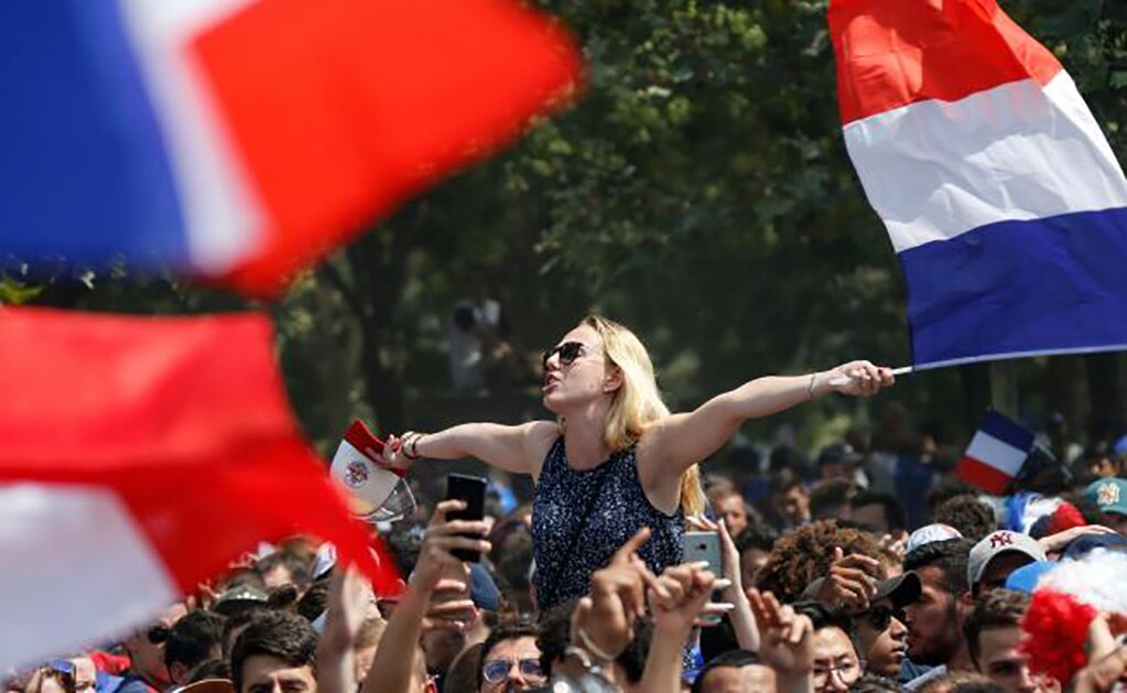 Francesas denuncian abusos sexuales durante festejos por triunfo en el Mundial