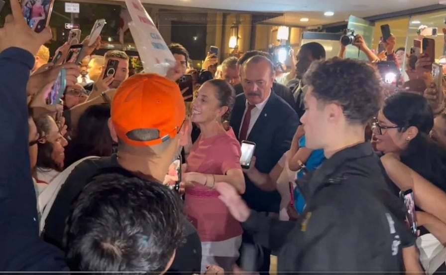 Migrantes en EU arropan a Sheinbaum previo a la final del Mundial; "no estás sola" y "eres la mejor", le gritan