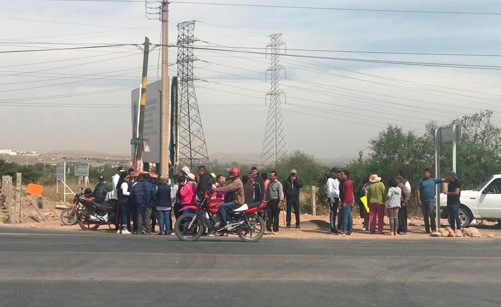 Habitantes de comunidades protestan por proyecto de libramiento