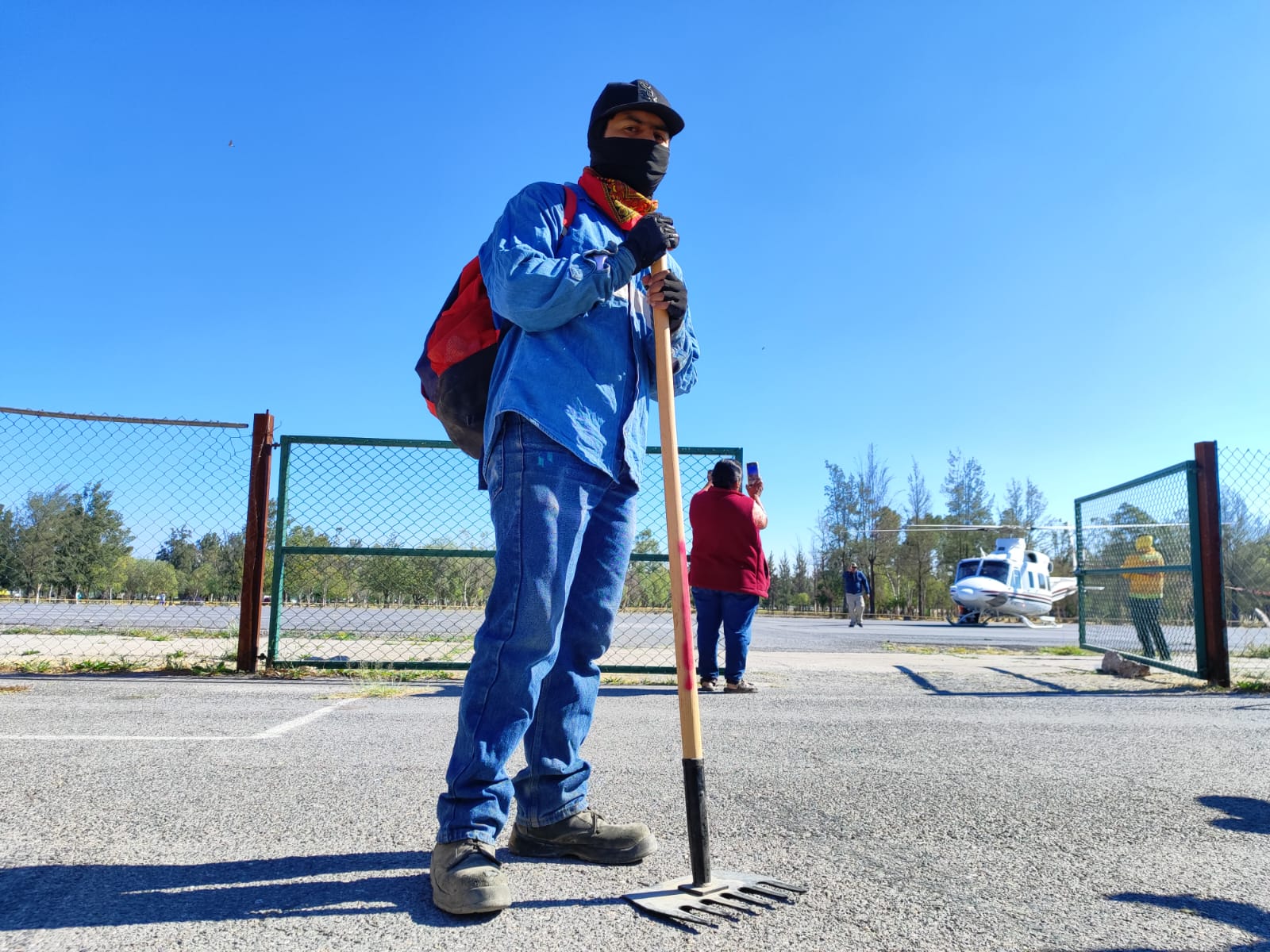Hasta hoy suman alrededor de 100 brigadistas de distintas dependencias estatales y federales. Foto: Regina Arellano