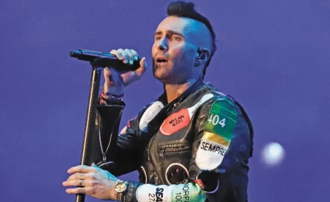 El vocalista Adam Levine levantó suspiros durante el show, en el que cantó éxitos como “This love”. FOTOS: BERENICE FREGOSO. EL UNIVERSAL