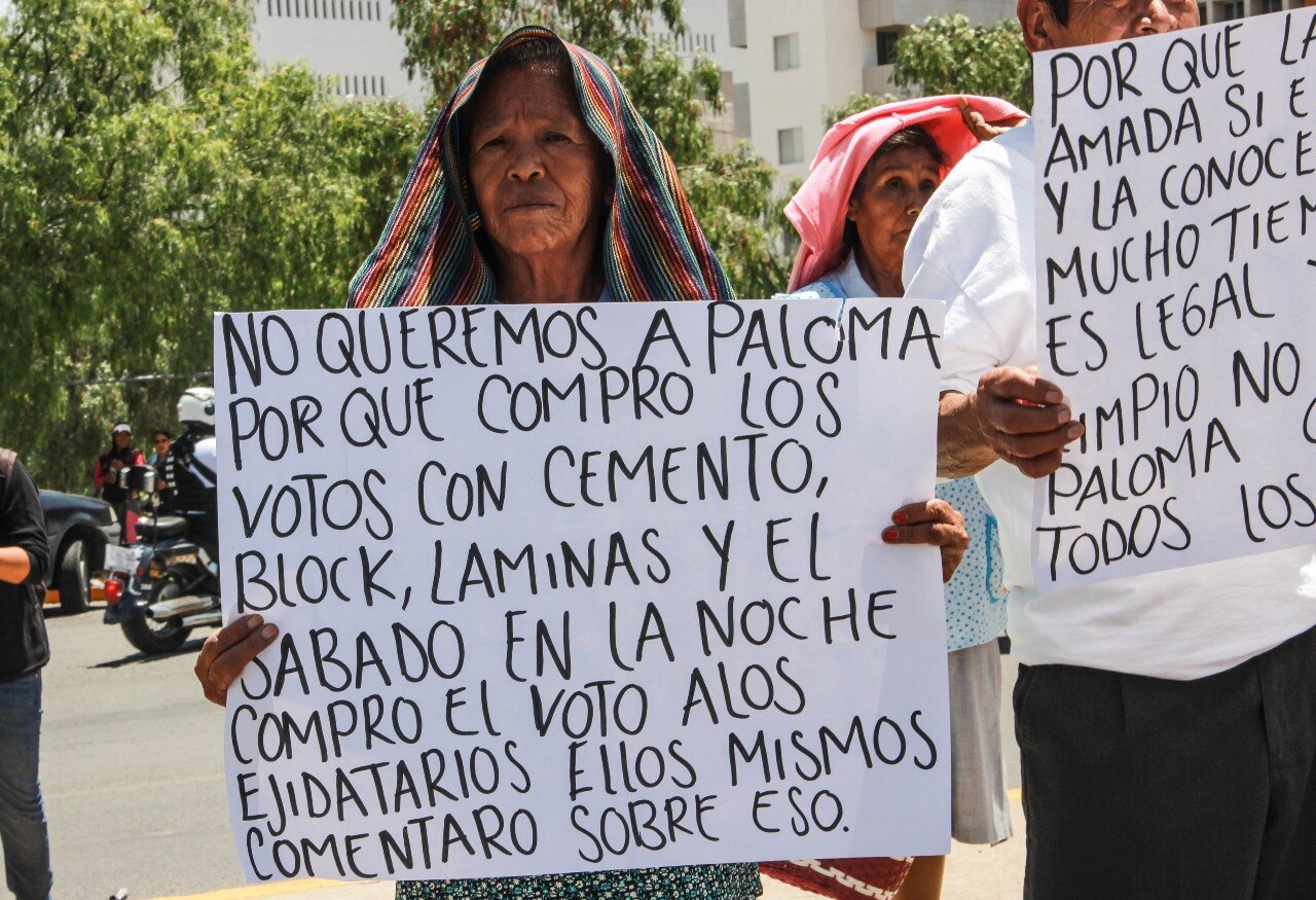 Manifestantes bloquean Sierra Leona