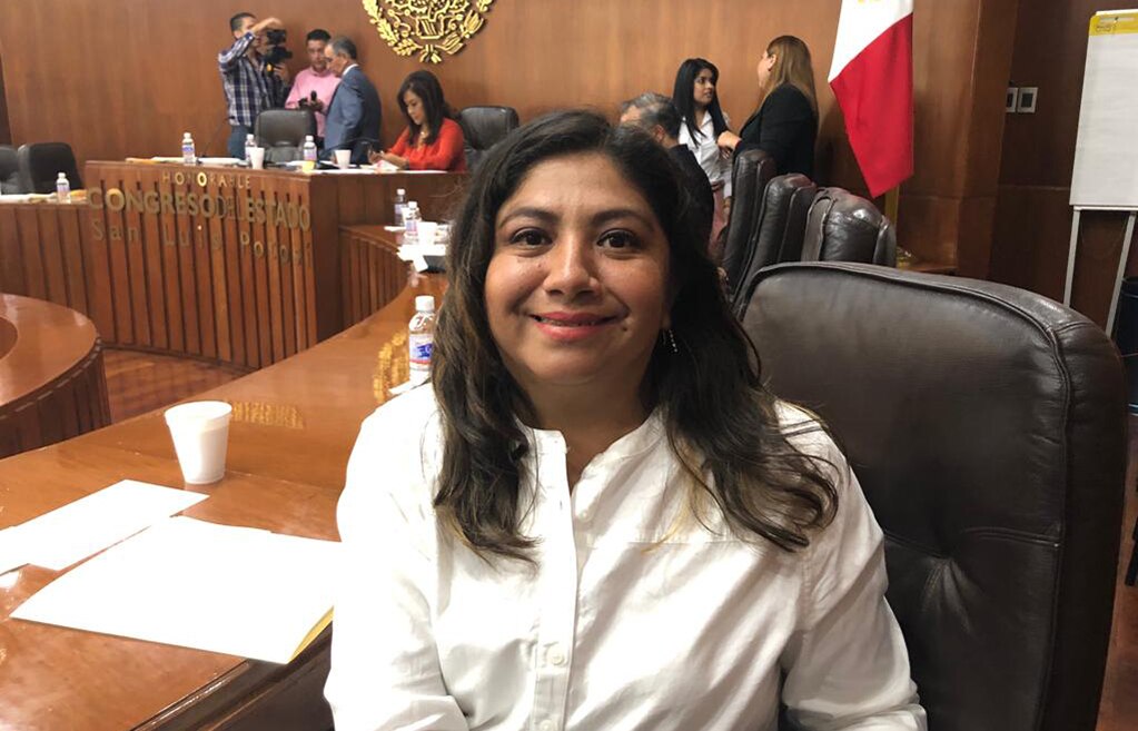 Acusa diputada retraso de JUCOPO para completar la UEC