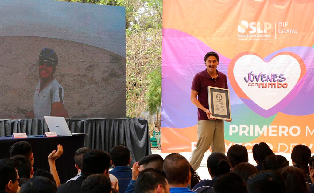 DIF estatal promueve a la juventud el interés de tener un proyecto de vida