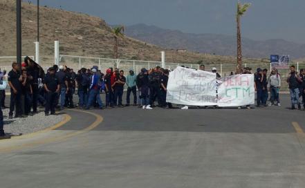 Detienen producción de Goodyear por paro laboral