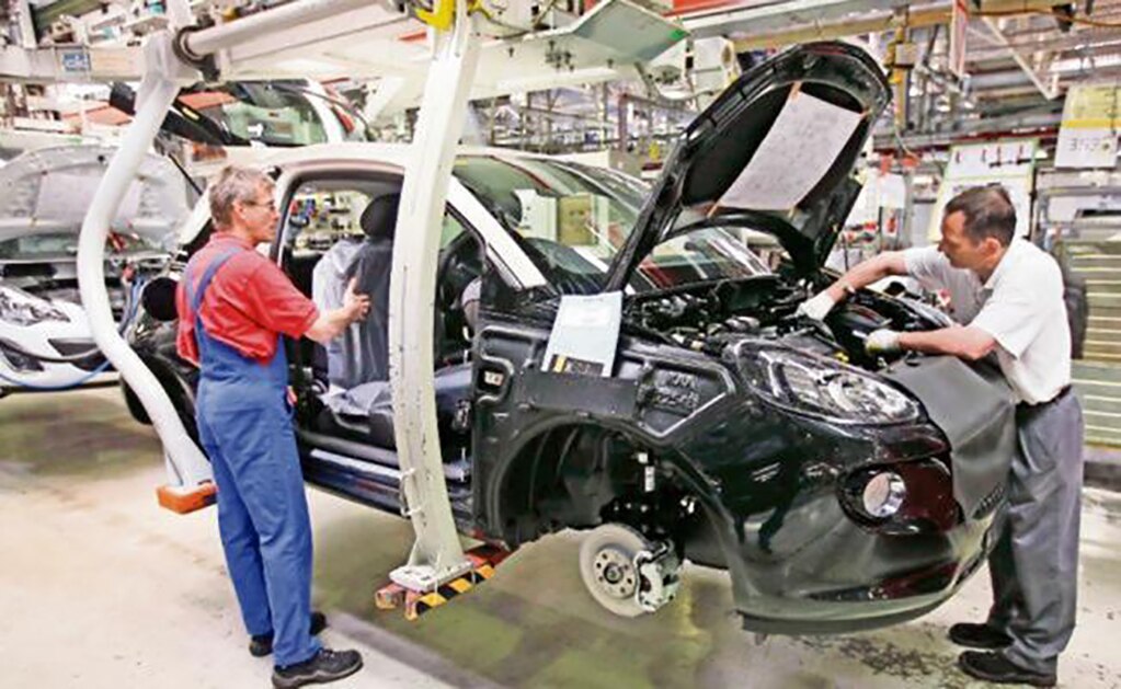 ¿Quieres ser ingeniero y ganar bien? Estudia estas especialidades