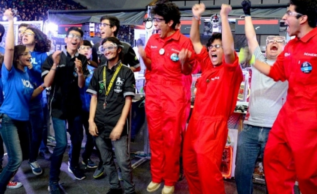 Estudiantes mexicanos a la final de robótica