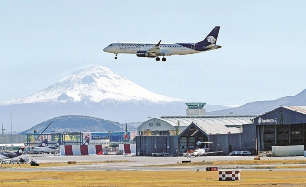 Por fallas en red satelital, ven riesgo de accidente aéreo 