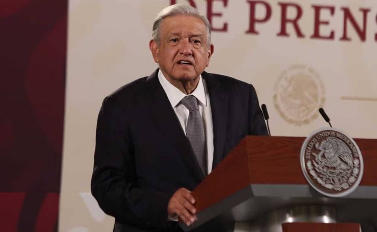 AMLO asegura que “¡Qué viva México!” es una película contra su gobierno y "un churro"