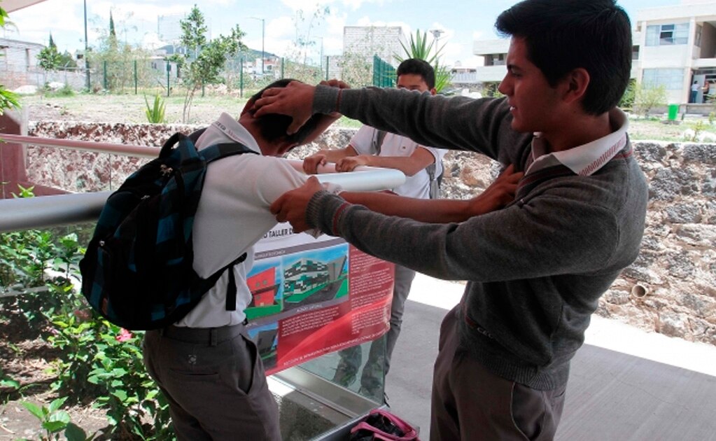 Facebook y SEP inician campaña sobre acoso escolar