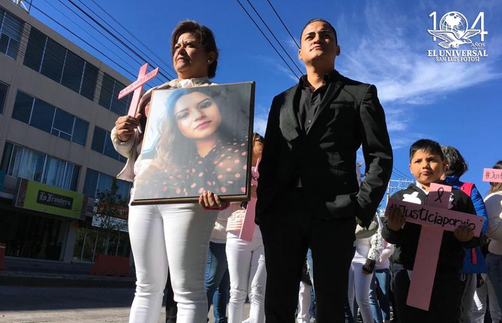 Familiares y amigos de Xiomara Guadalupe realizan marcha por calles de SLP 