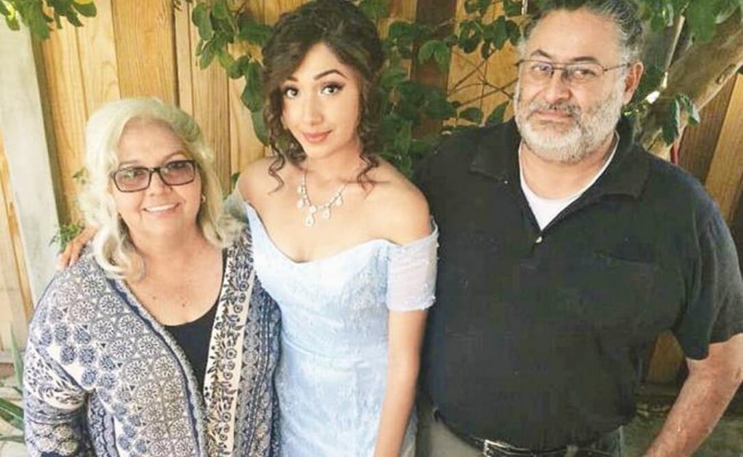 Alida Guzmán de Saldívar vivió como indocumentada durante casi 30 años en Estados Unidos, pero por haber cruzado la frontera con tres de sus cinco hijos le negaron la visa de residencia. Foto: CORTESÍA