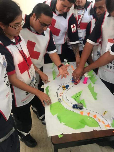 Preparan a personal de la Cruz Roja para el adecuado manejo de ambulancias