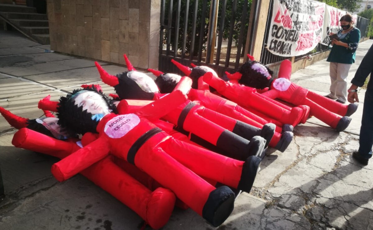 Queman Judas de líderes y candidatos de Morena en SLP