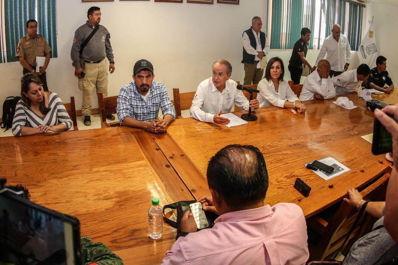 Atiende DIF estatal a familias afectadas por tromba en Matehuala