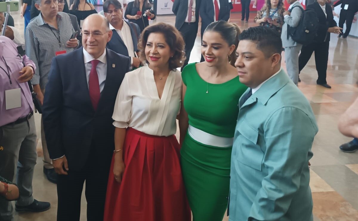 Gallardo califica con un 9 segundo año de gobierno de Enrique Galindo en la capital de SLP