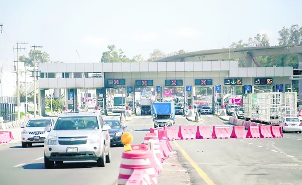 Aumento a tarifas en carreteras "nuevo golpe a sector transportista": AMOTAC