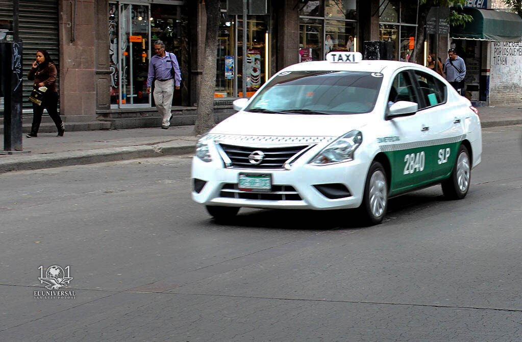 Taxis de SLP contarán con expediente electrónico