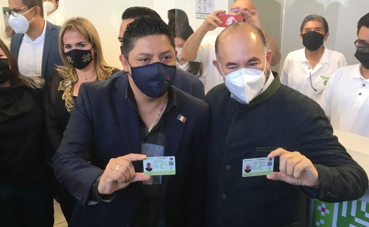 Con una multitud de solicitantes, Gallardo Cardona inicia entrega de licencias de conducir gratuitas en SLP