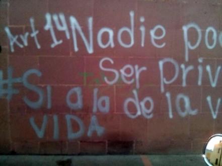 Vandalizan fachada de la CEDH