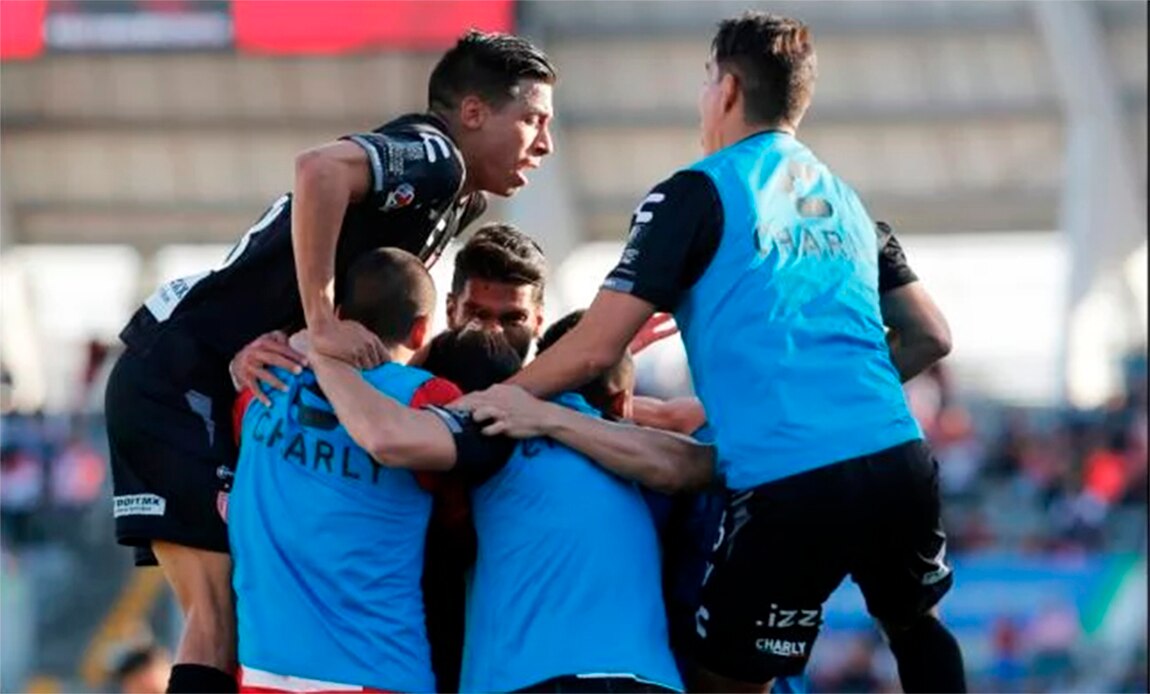 Necaxa derrota a Lobos BUAP en feria de goles