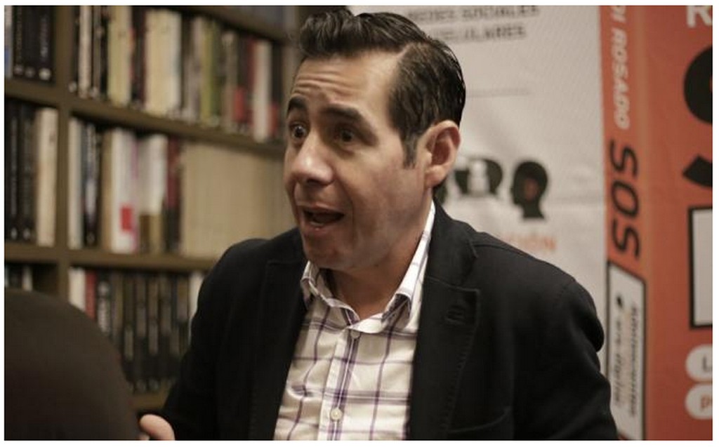  Yordi Rosado denuncia robo de un cheque por 48 mil pesos