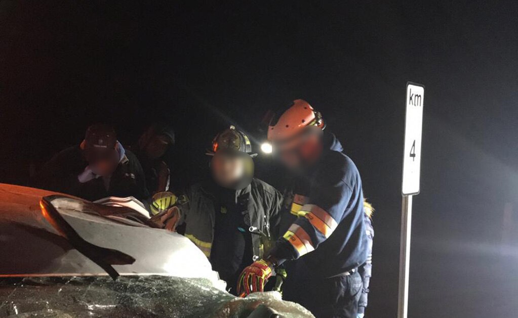 Conductor fallece prensado en carretera a Rioverde