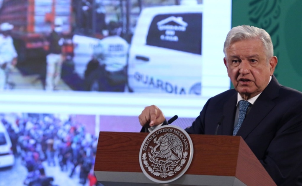 AMLO podría vacunarse el próximo martes en Palacio Nacional 
