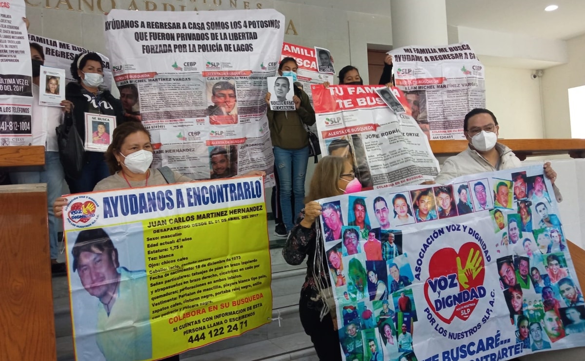 Familiares de personas desaparecidas se manifiestan en el Congreso de San Luis Potosí