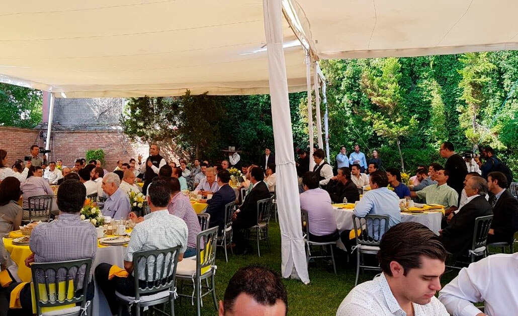 Se reúne Mancera con empresarios potosinos