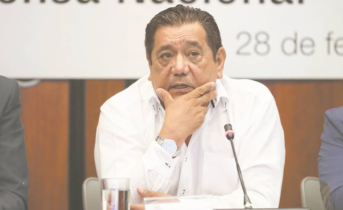 Mujeres presionan y Morena quita candidatura a Salgado