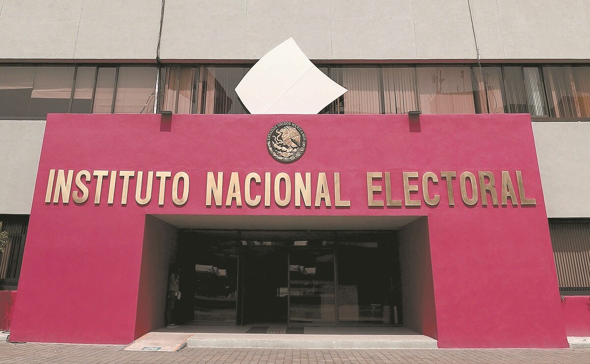 INE multa con 4.6 mdp al PT y Verde por gastos no reportados en campaña a gubernatura de SLP