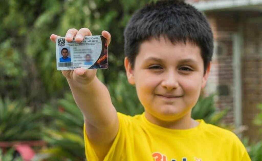  Niño genio aprendió todo en internet para entrar a la UNAM